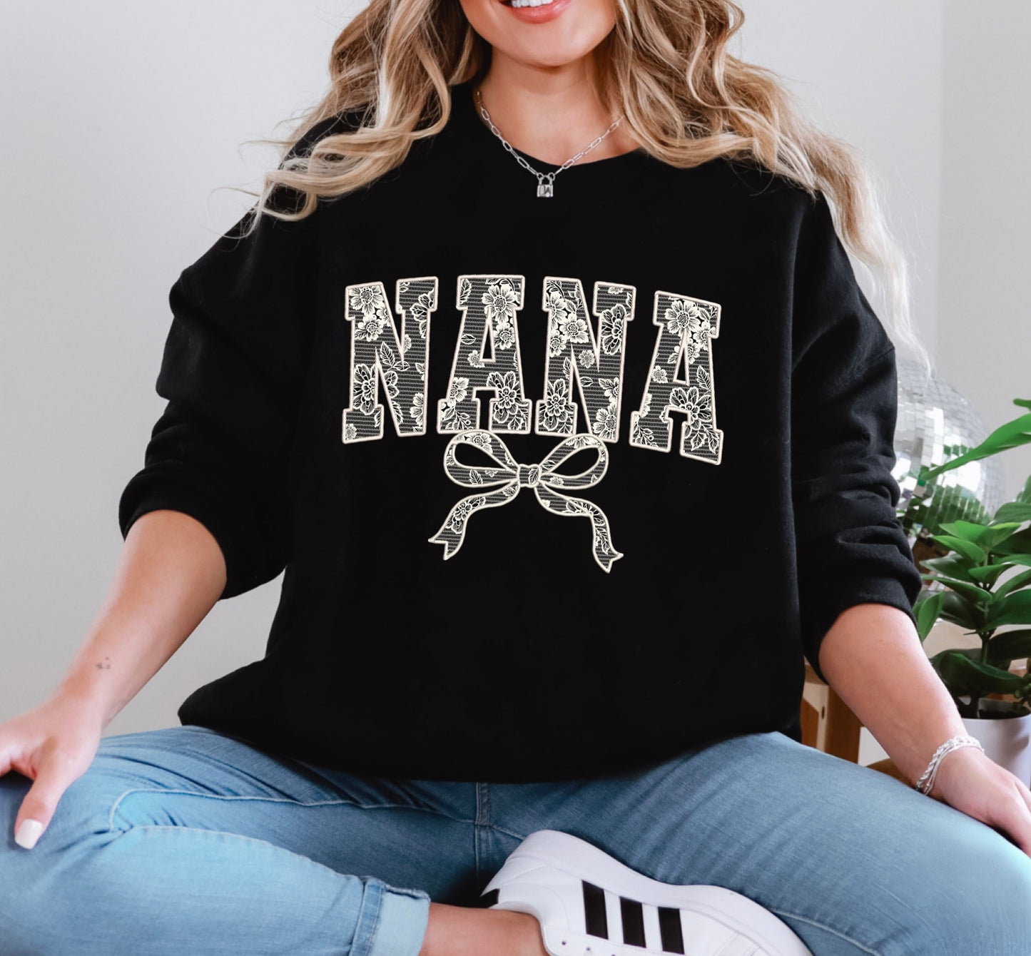 “Mama & Grands” Lace Sweatshirt