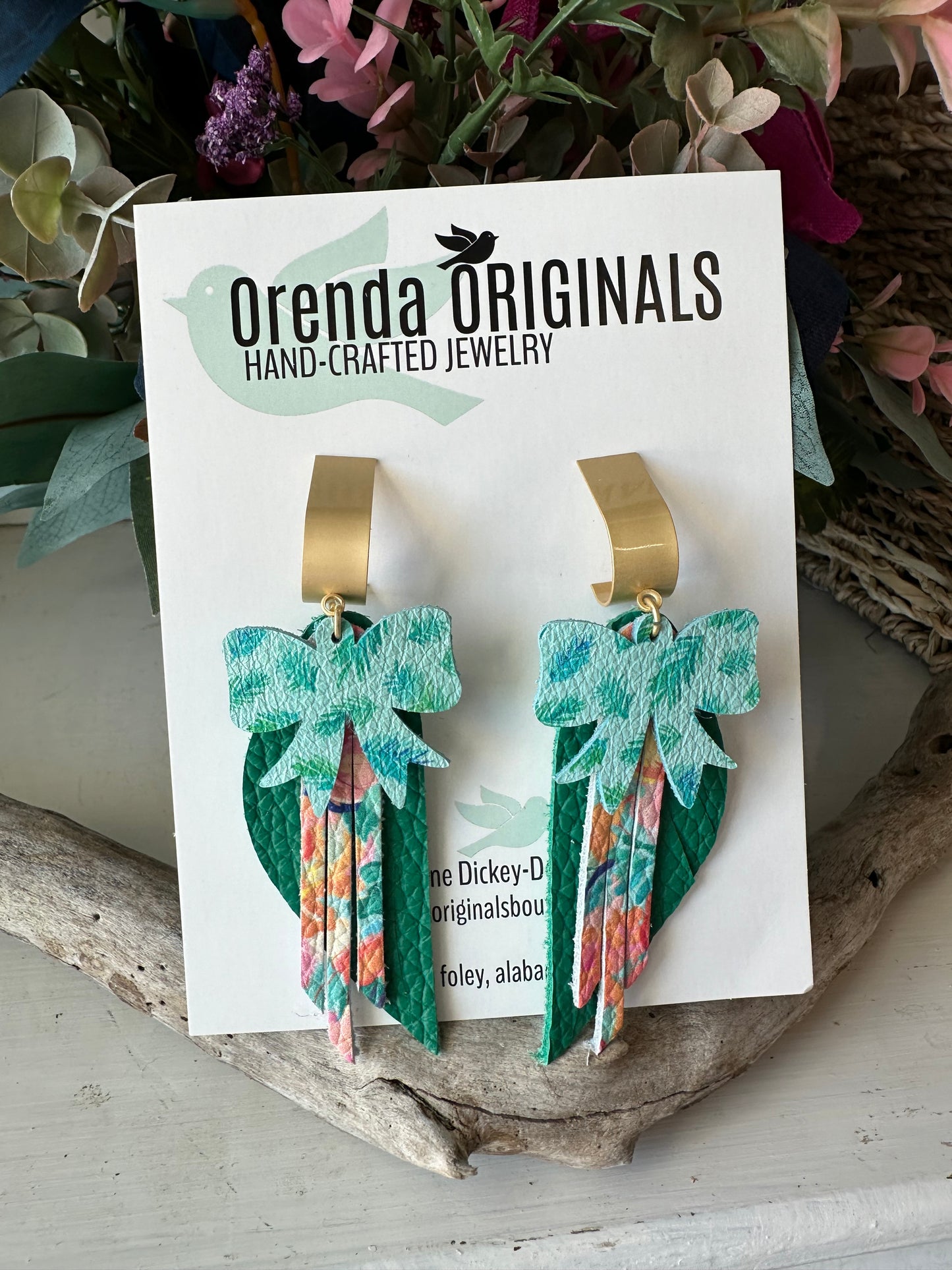 “FloraJo Bow” Leather Earrings