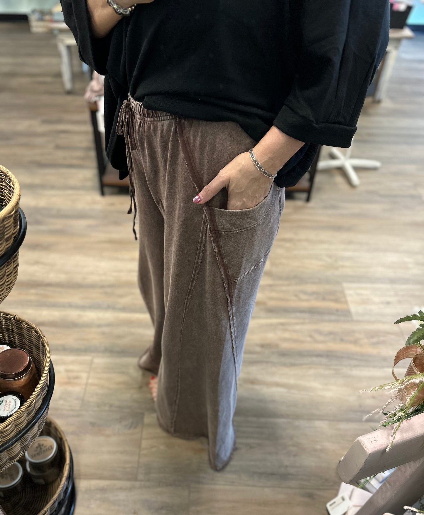 “Room to Move” Pants(2colors)