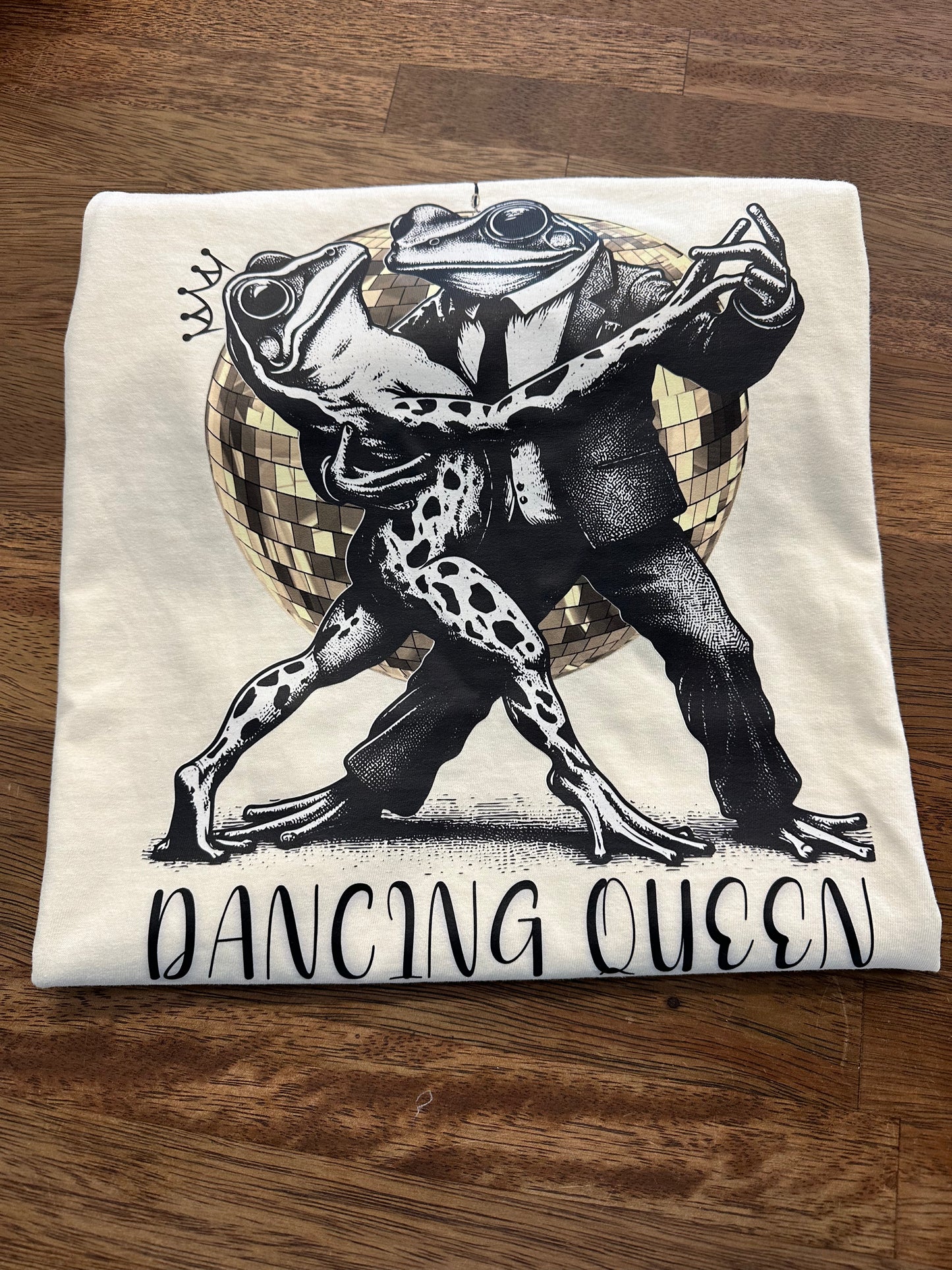 “Dancing Queen” CC tee