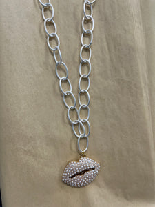 “Puckered Pearls” Necklace