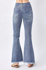 Load image into Gallery viewer, “Market Find Day” Pull On Jeans
