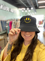 Load image into Gallery viewer, Smiley Bucket Hat
