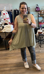 Load image into Gallery viewer, “Takin’ A Call” Tunic Top
