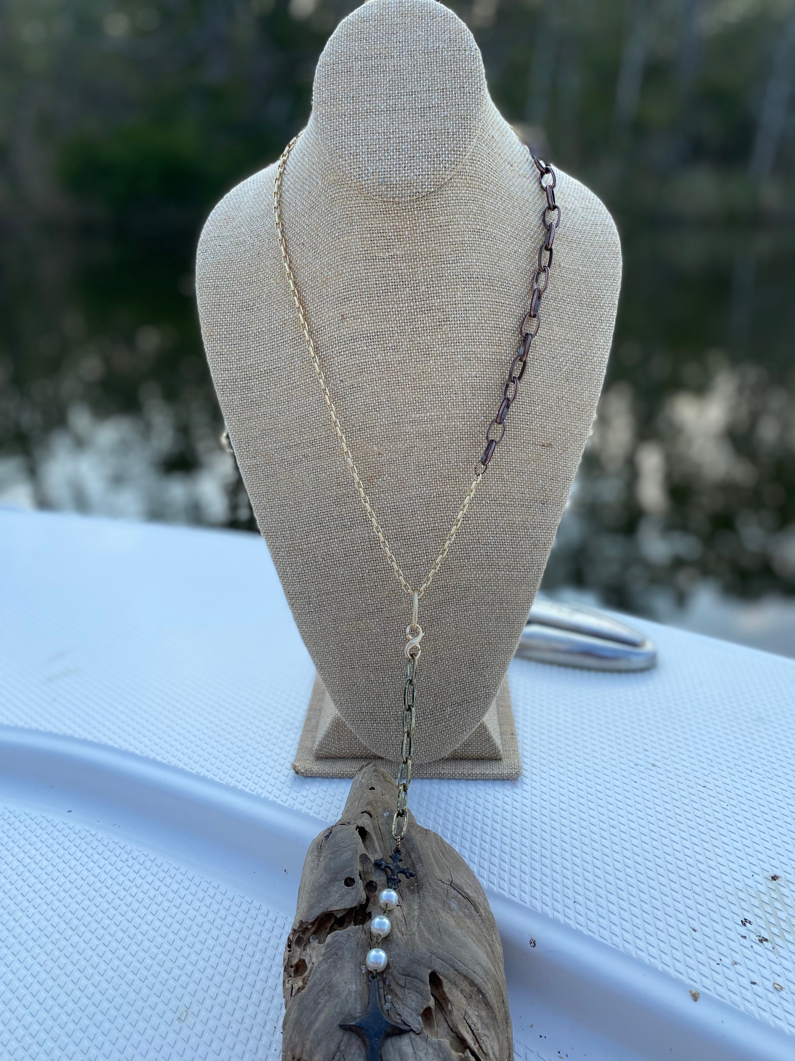 “Neverending” long necklace