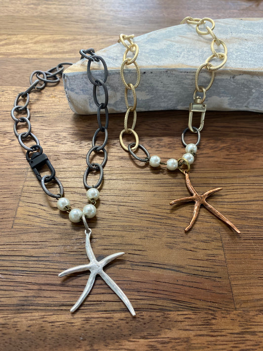 Bay Necklace