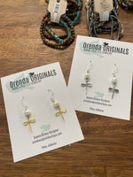 Load image into Gallery viewer, Dragonfly &amp; Pearl Earrings
